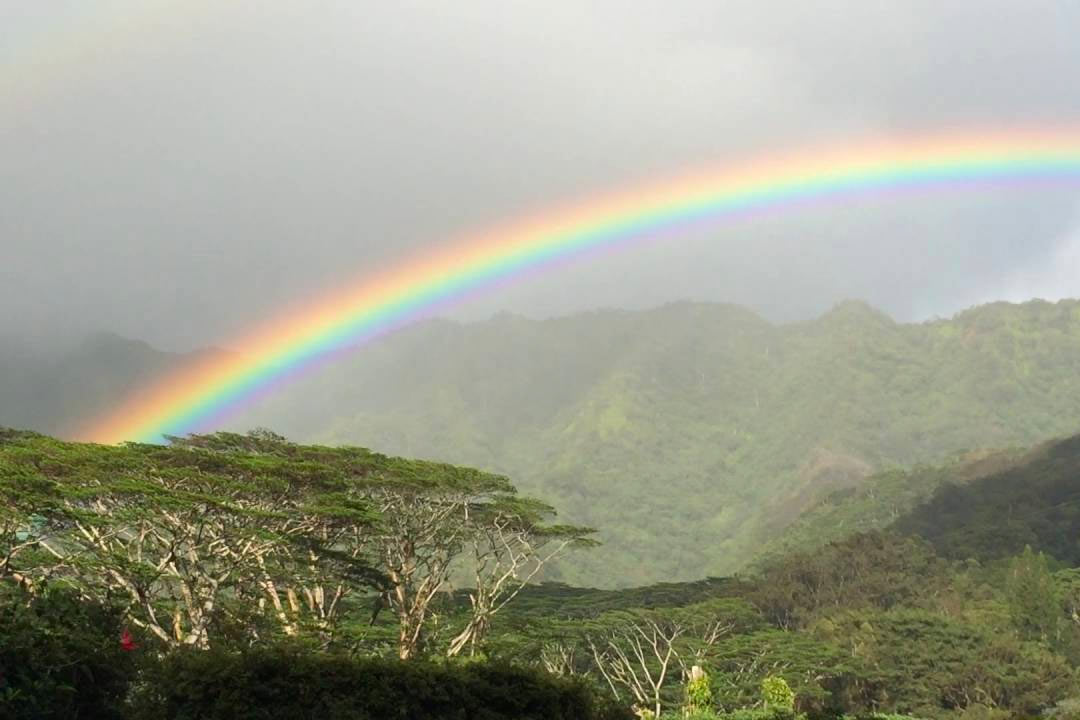 Arcobaleni nel cielo della Papua Nuova Guinea